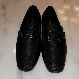 Louis Vuitton leather loafers size 8.5, 41 Europe